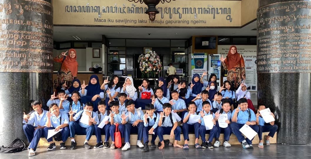 news-Balai Layanan Perpustakaan Sambut Kunjungan Wisata Pustaka dari SD Negeri Nogopuro