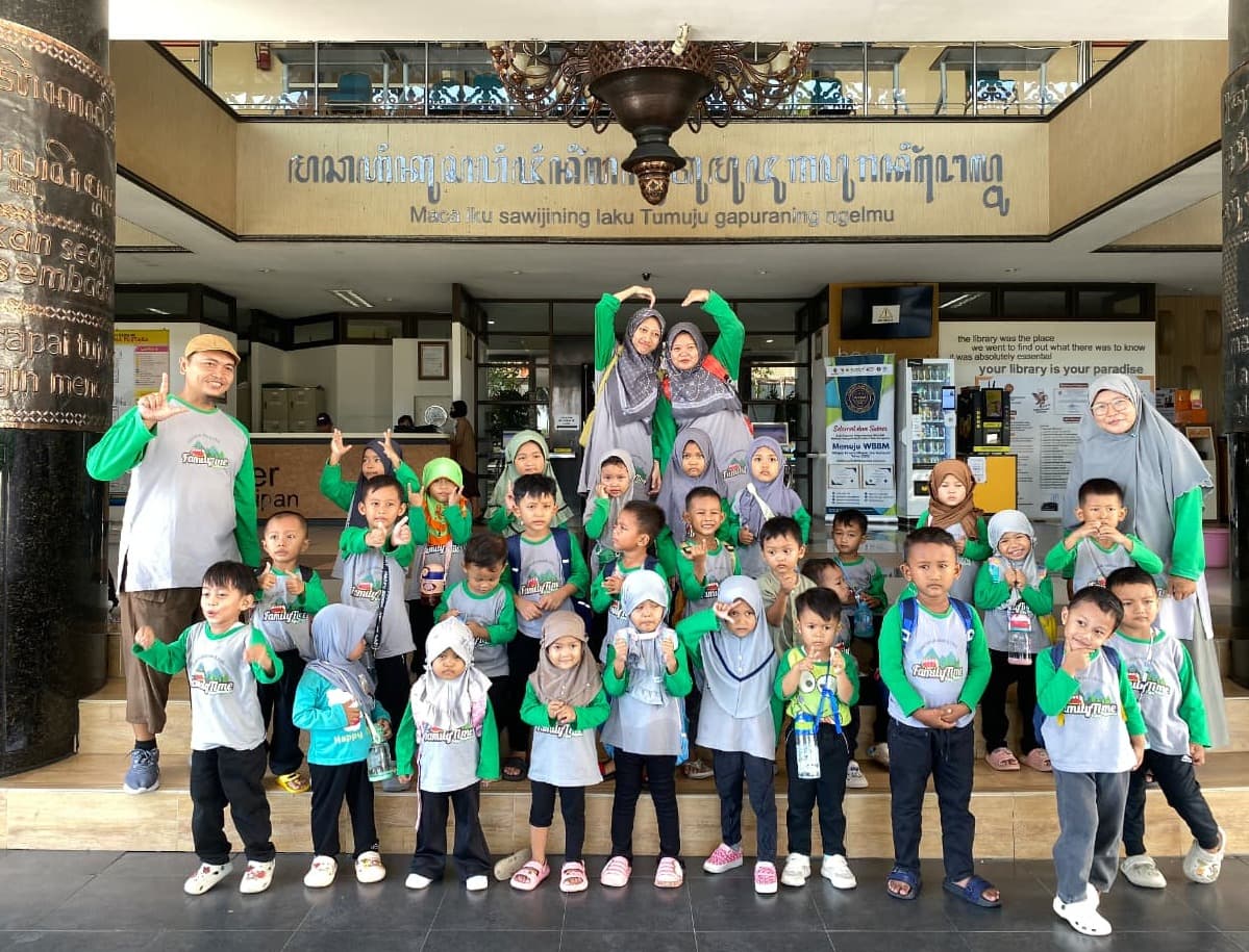 news-Balai Layanan Perpustakaan Sambut Kunjungan Wisata Pustaka dari TPA Farhan Al Athfal