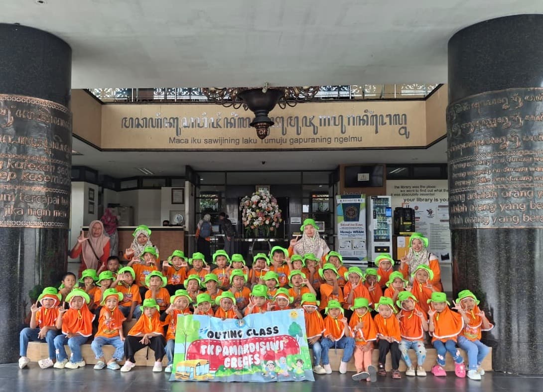 news-Balai Layanan Perpustakaan Sambut Kunjungan Wisata Pustaka dari TK Pamardisiwi Greges